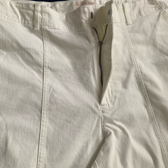 Universal Thread Off-White Stretch Pants - Picture 5 of 7